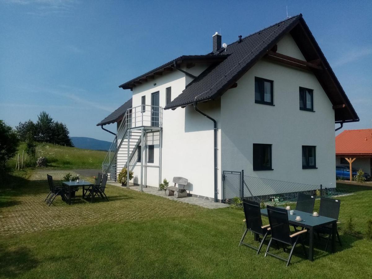 Apartmány Kohoutek a Slepička v Novohradských horách Nové Hrady Esterno foto