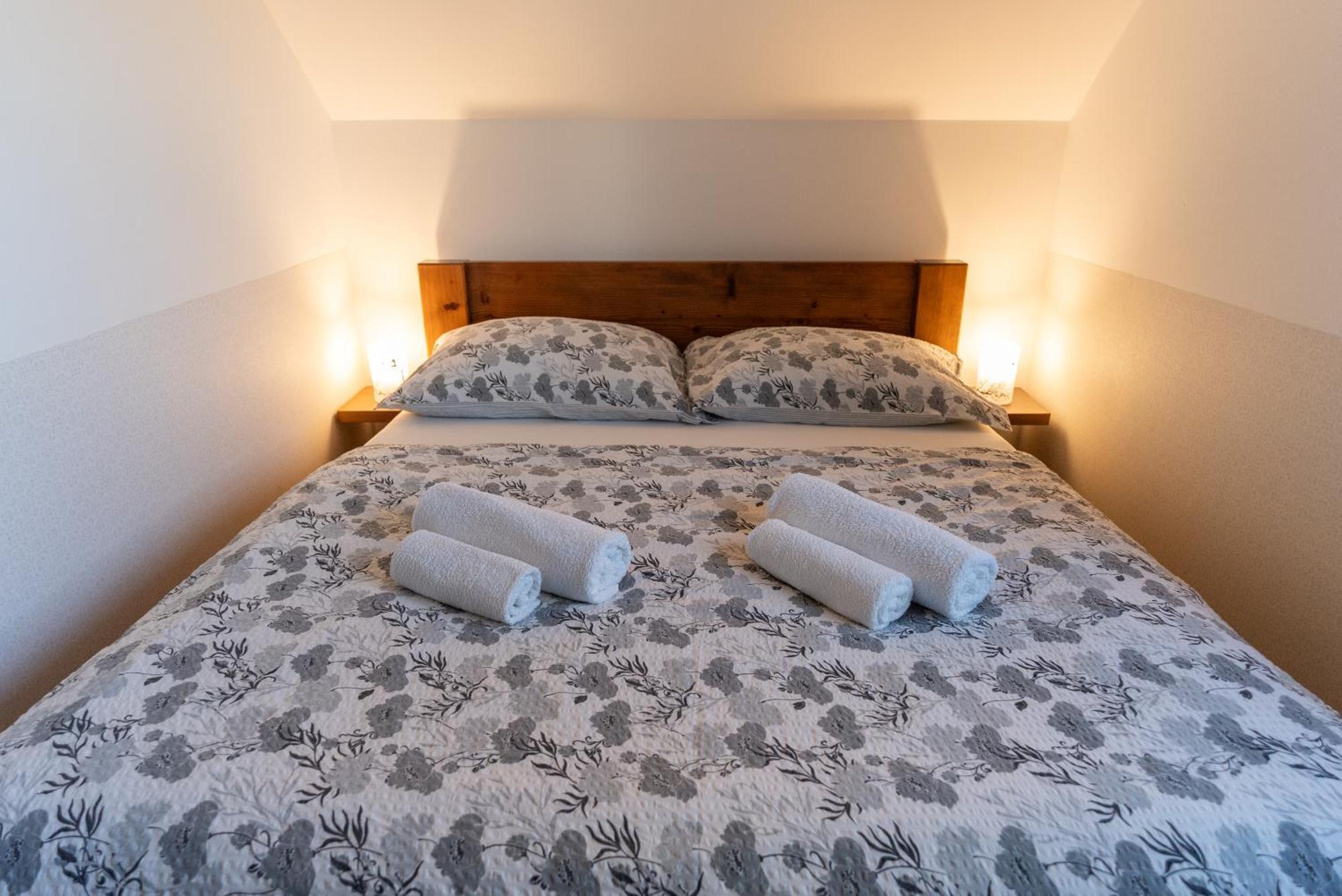Apartmány Kohoutek a Slepička v Novohradských horách Nové Hrady Esterno foto